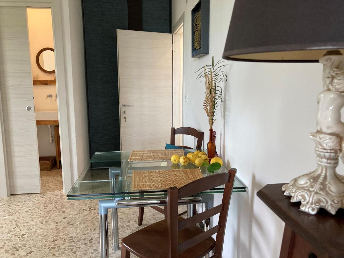 Villa Vento Largo, Casa Marina Вентимиля Екстериор снимка